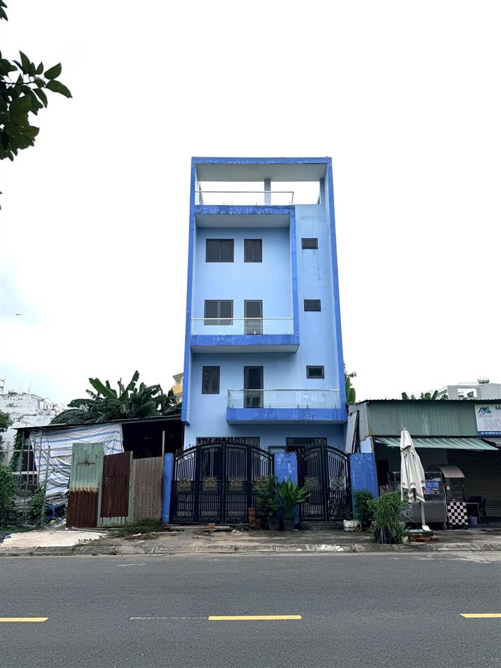 Bán nhà mặt tiền đường 20m cát lái  5 tầng  119 m2  dòng tiền 600 triệu/năm