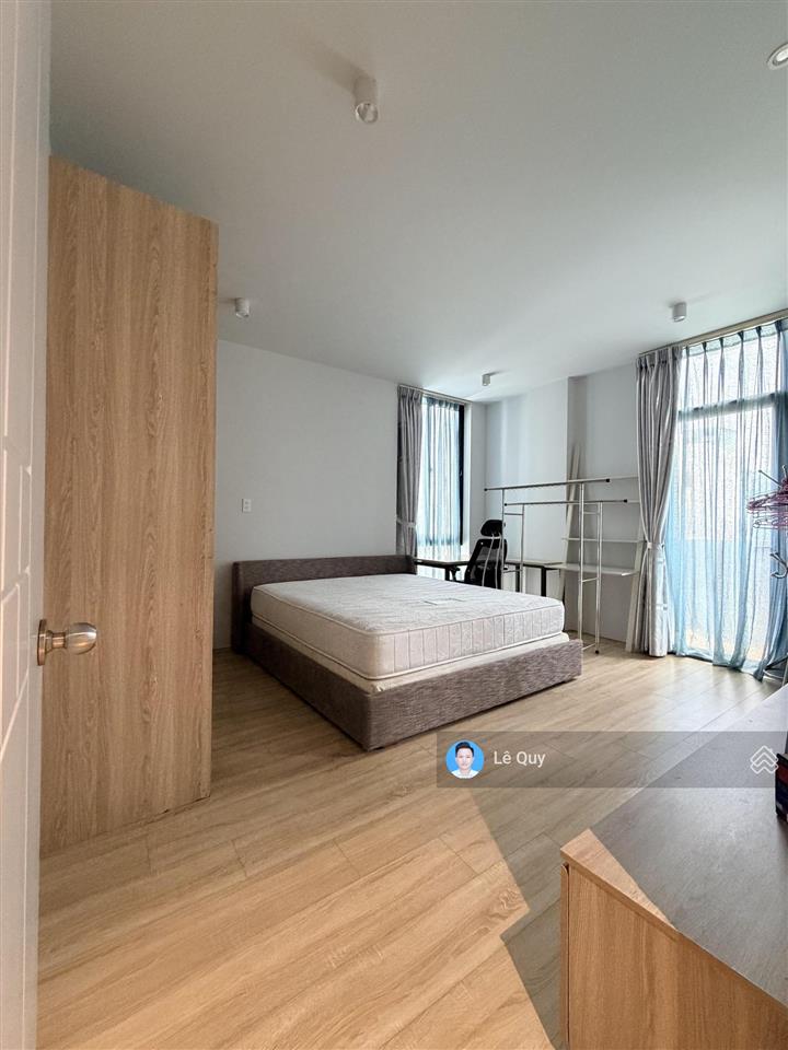 Bán nhà căn góc 2 mặt tiền cát lái, dt 10x17m, 4 tầng, đối diện trường thcs cát lái