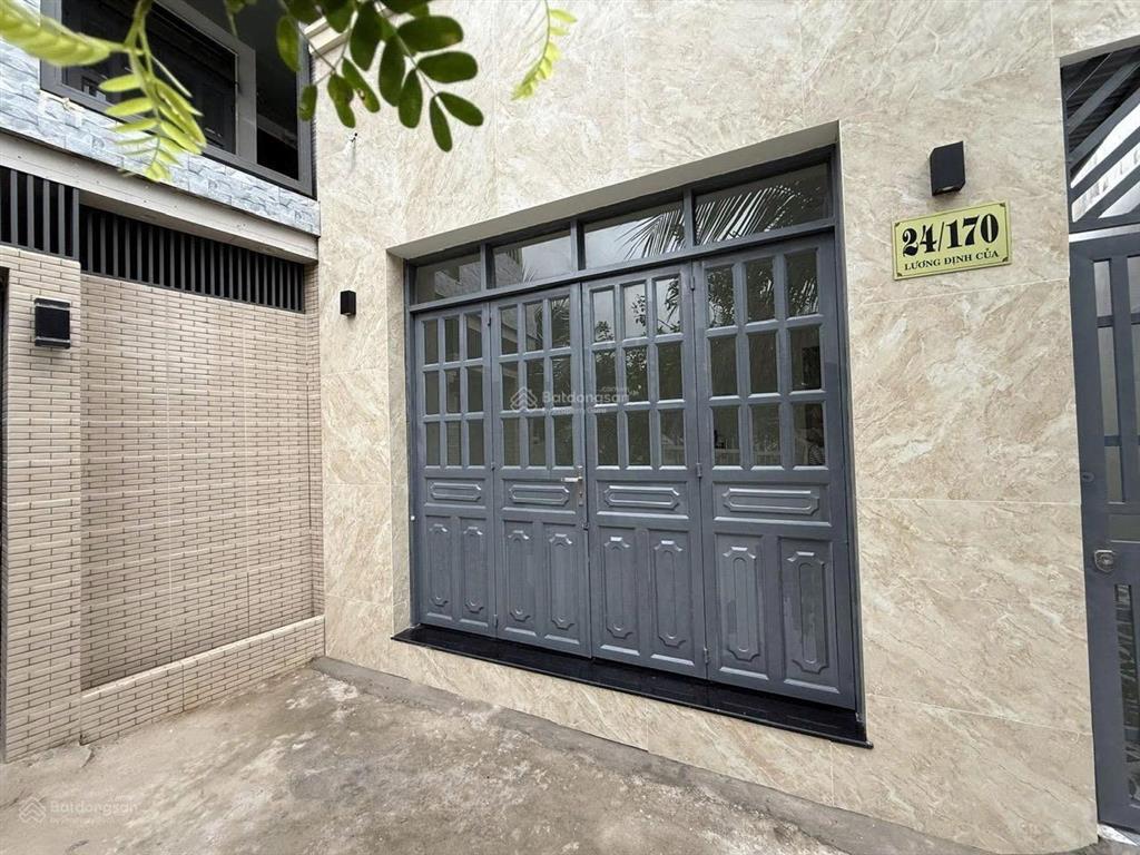 Cho thuê nhà nguyên căn 70m² gồm 1pk, 1pn,1 gác lửng, 2wc, bếp rộng rãi...
