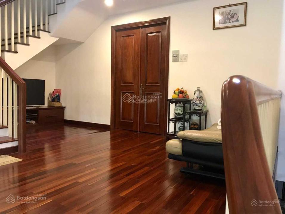 Biệt thự mt k300. tân bình 6 x 20 3 lầu. giá 23 tỷ