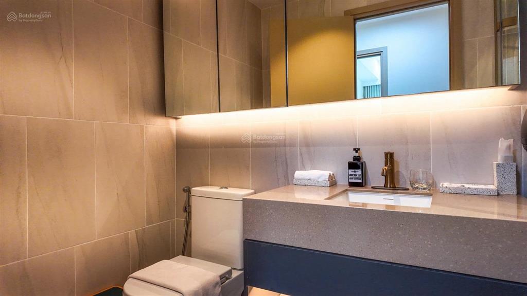Bán 2pn 2wc, có ô đậu xe riêng, full nội thất nhà mới, tầng 19