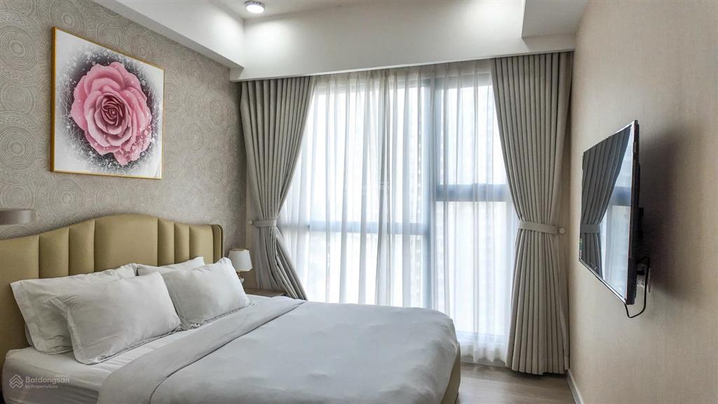 Bán 2pn 2wc, có ô đậu xe riêng, full nội thất nhà mới, tầng 19