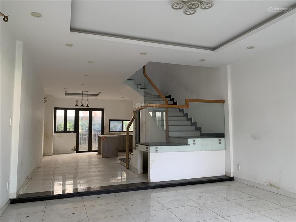 Bán nhà đông tăng long đã hoàn thiện, view công viên chỉ 7,7 tỷ, nhà đất lê sanh rõ ràng giá đúng