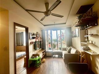 Chính chủ cần bán căn hộ 2 ngủ gemek 2, ban công đông nam tầng trung