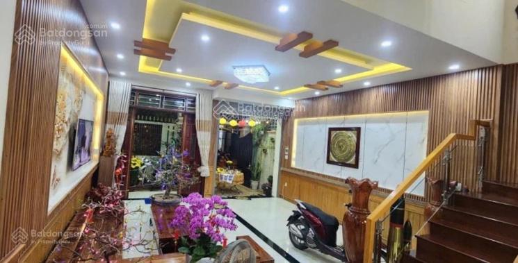 Bán villa 2 tầng phố dương đình nghệ, dt 120m, ngang 6m25, chỉ vài phút đi bộ đến biển, giá 20tỷ tl