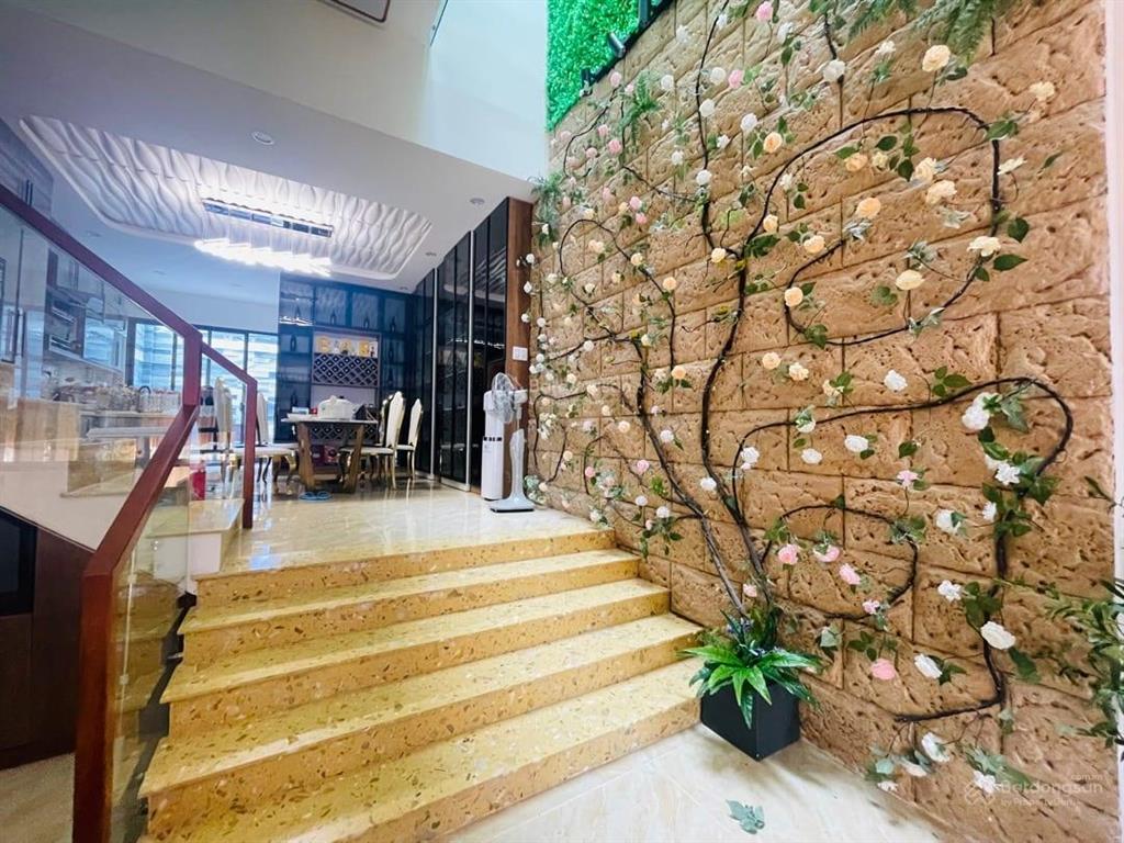 Bán nhà 3 tầng mt đường nguyễn mỹ, dt 120m, ngang 5m, khu đảo 2 vip nhất hòa xuân  giá 11 tỷ 2 tl