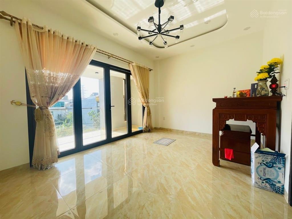 Bán nhà 3 tầng mt đường nguyễn mỹ, dt 120m, ngang 5m, khu đảo 2 vip nhất hòa xuân  giá 11 tỷ 2 tl