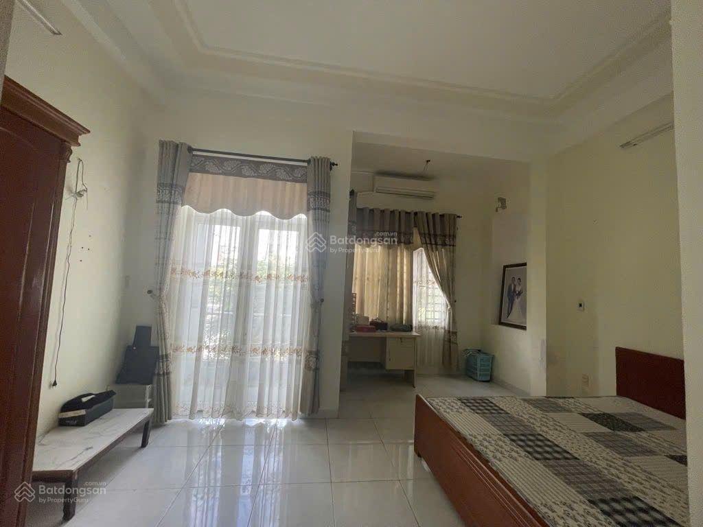 Bán nhà 2 tầng mặt tiền nguyễn bá lân, dt 115m2, ngang 5m, đối diện chợ bắc mỹ an  giá 16 tỷ 8 tl