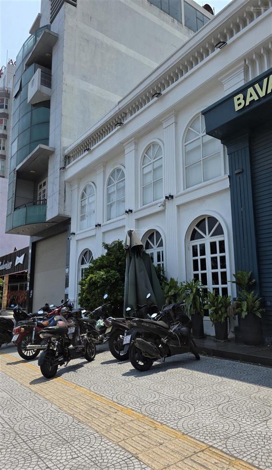 Bán cặp đất hiếm mặt tiền đường 2 tháng 9  lô đôi 250m2, ngang 10m. ngay dãy nhà hàng tiệc cưới đn