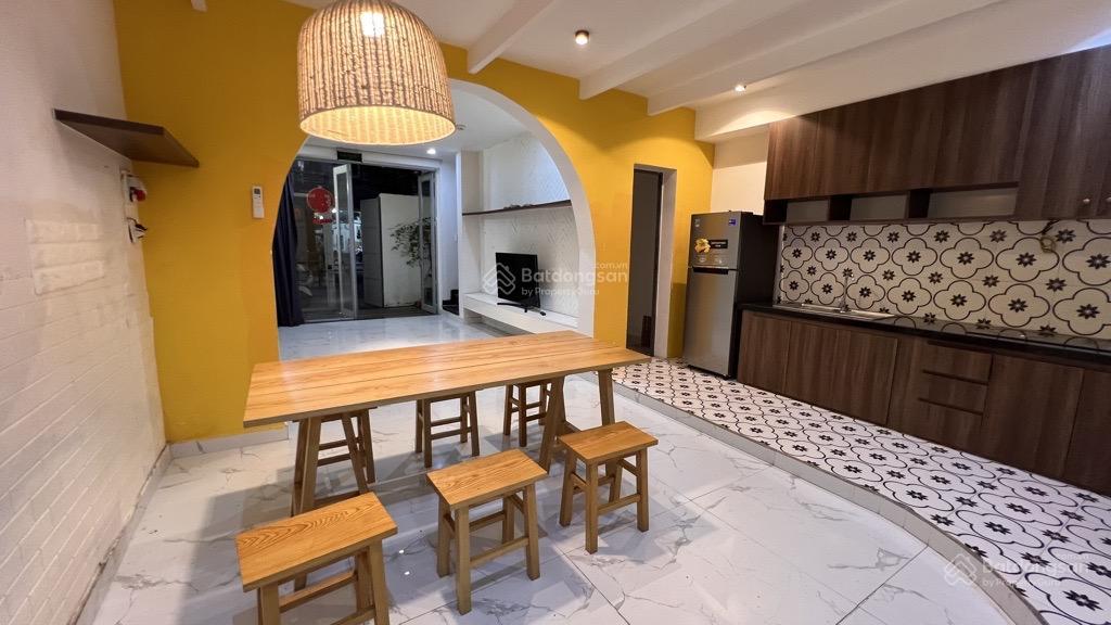 Bán nhà 2,5 tầng siêu đẹp mt đường hoài thanh, dt 80m2, ngang 5m, sát vách dự án đẳng cấp sun cosmo