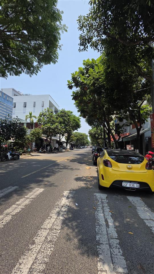 Bán nhà 2 tầng lô góc 2 mt đường trần phước thành, dt 150m, ngang 7,6m. gần đại học kiến trúc  đn