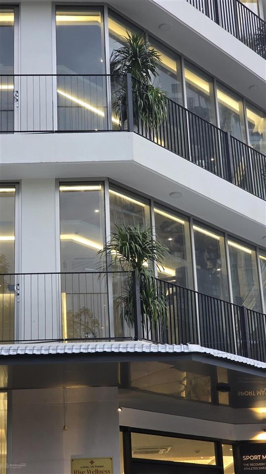 Bán tòa văn phòng 6 tầng góc 2 mặt tiền đường phạm cự lượng và an trung đông 6, dt 154m, ngang 8,5m
