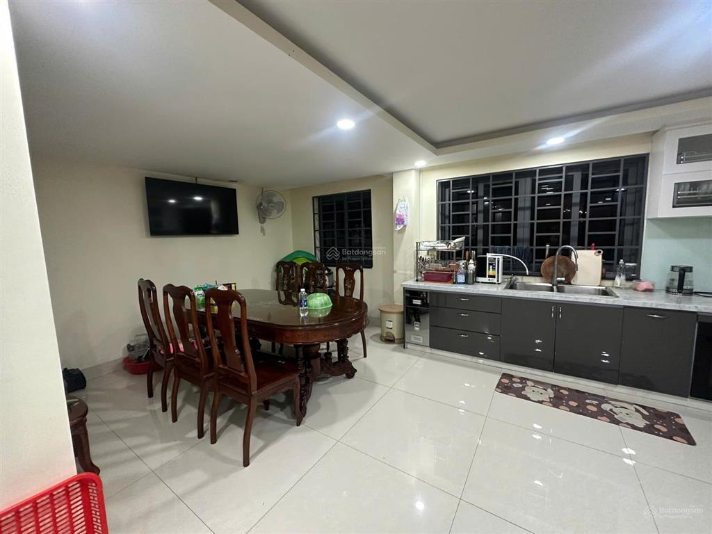 Bán nhà phố 4 tầng mặt tiền lê lợi khu china town tp mới bình dương diện tích sàn 435m2