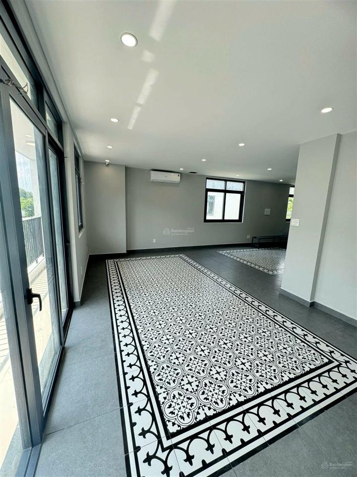 Cho thuê nhà căn góc mặt tiền bùi thị xuân ngang 8.5m x 19m rộng rãi ở gia đình giá 40tr!