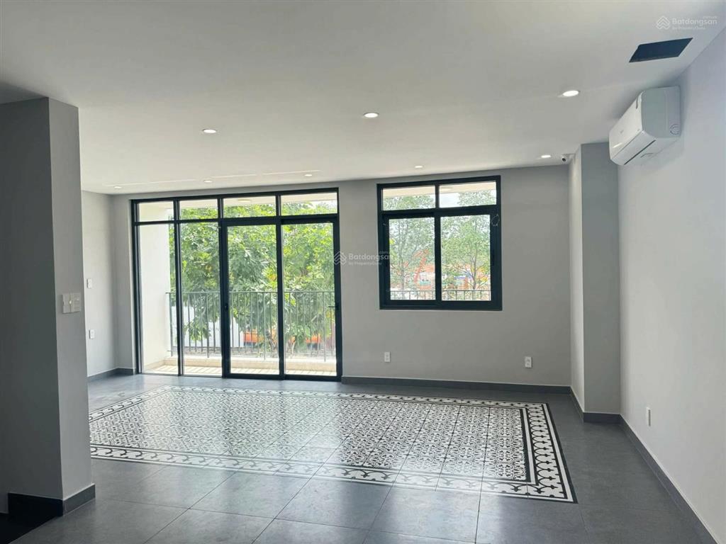 Cho thuê nhà căn góc mặt tiền bùi thị xuân ngang 8.5m x 19m rộng rãi ở gia đình giá 40tr!