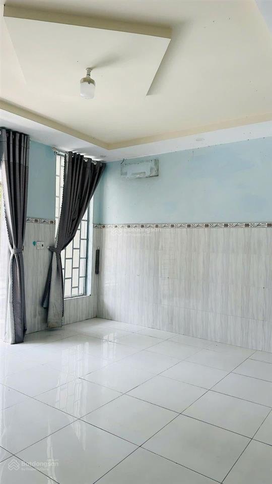Cho thuê nhà mặt tiền lý thái tổ 5pn sẵn máy lạnh  giá 30 tr/tháng (vị trí kinh doanh)