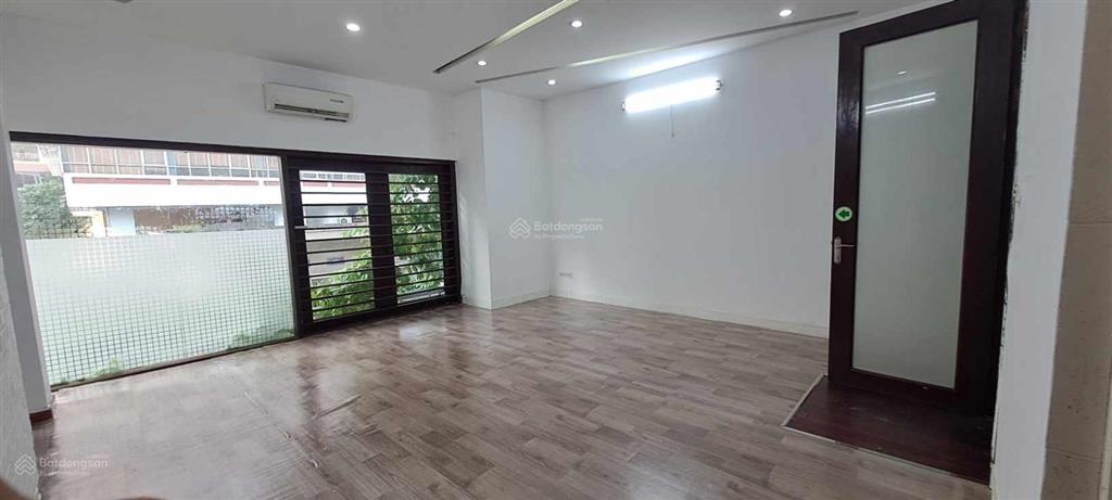 Cho thuê văn phòng diện tích 30m2 giá 4 triệu/tháng tại đường kim giang  linh đàm  hà nội