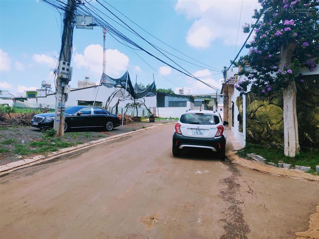 Bán đất y moan thổ cư 110m2 chính nam, khu dân cư trí thức yên tĩnh