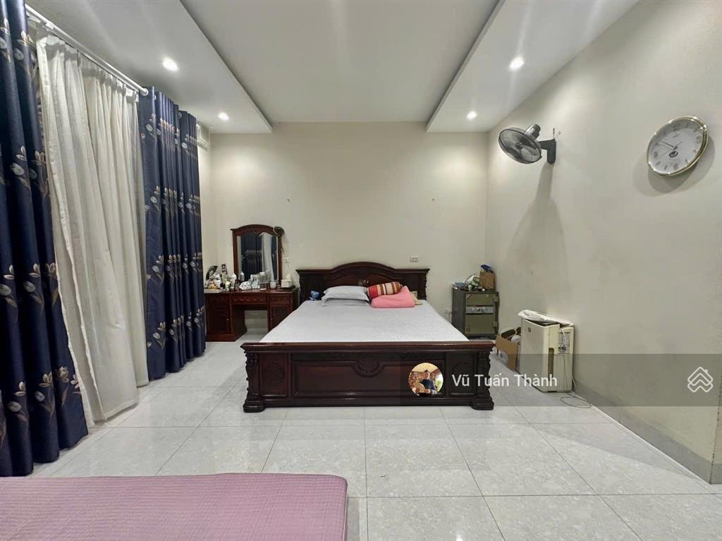 Bán gấp nhà vườn hoàn thiện 5 tầng tuyệt đẹp kđt tổng cục 5vỉa hè 3 oto tránhmt rộnggiá tốt