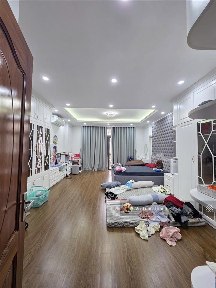 Hiếm bán nhà 5 tầng 1 mặt phố 1 mặt oto tránh đỗ phố vip chiến thắngkinh doanh đẳng cấpgiá tốt