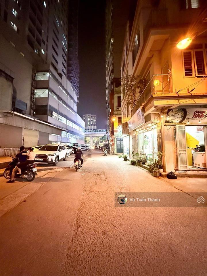 Của hiếm  chỉ quanh 11 tỷ sở hữu căn nhà 6 tầng thang máy phố nguyễn xiểnoto tránh đỗkinh doanh