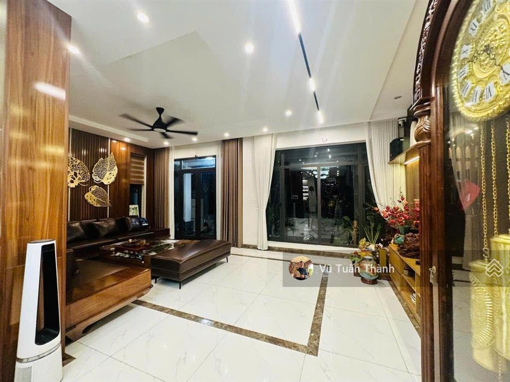 Rẻ nhất liền kề kđt văn quánhà đôngphân lô vỉa hè 3 oto tránh đỗkd văn phòng75m219.3 tỷ