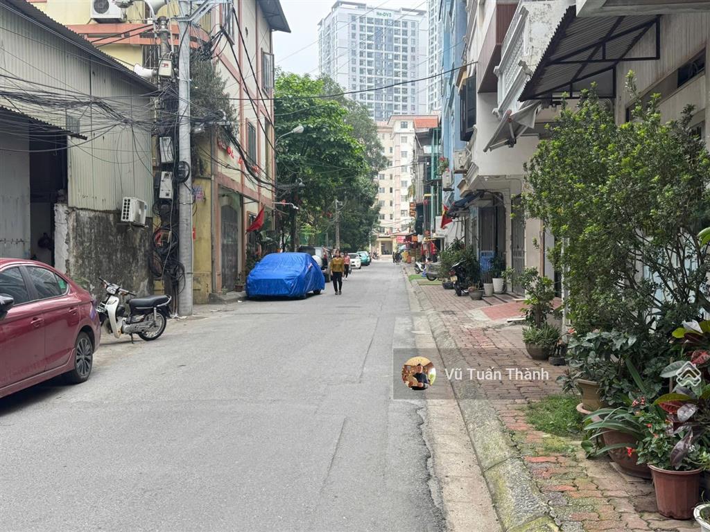 Ko có căn thứ 2chỉ 11 tỷ sở hữu nhà 5 tầng lô góc 2 mặt đường oto tránh đỗ phố nguyễn trãit.xuân