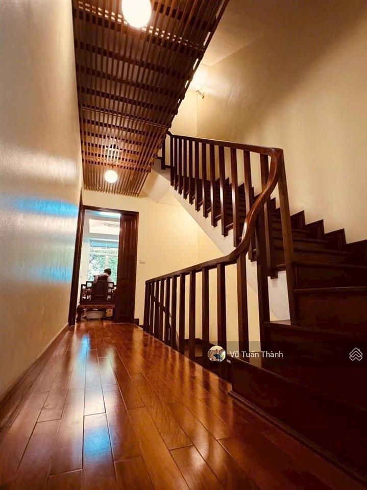 Bán nhà phân lô vỉa hè 3 oto tránh phố vip đỗ quangtrung tâm cầu giấy65m2 6 tầng thang máy35tỷ