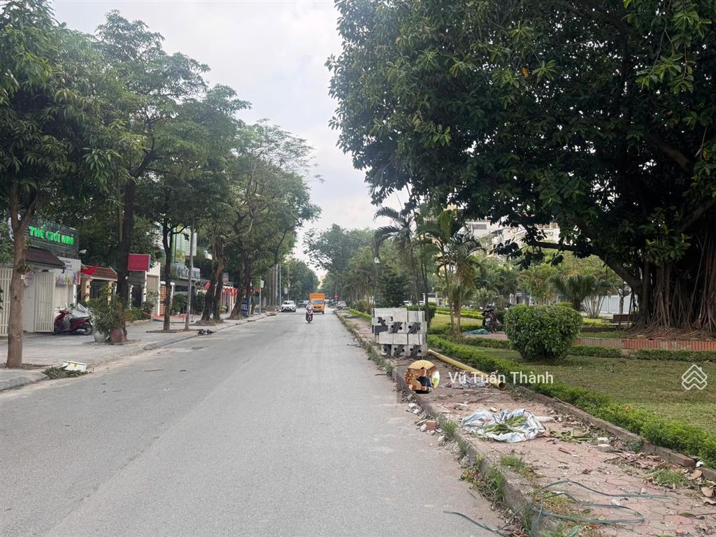 Đẳng cấp biệt thự  thiết kế hiện đại kđt trung văn  khu vực hạ tầng phát triển  giá đầu tư
