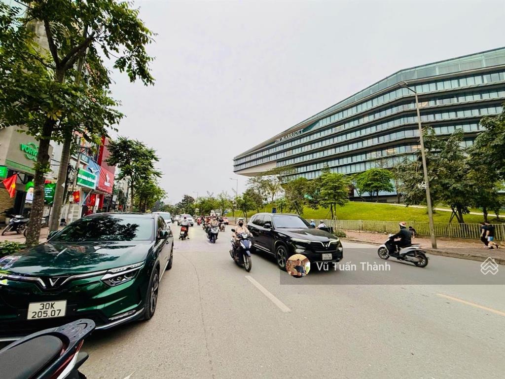 Ko có căn thứ 2 quanh 22 tỷ sở hữu nhà 5 tầng thang máy mặt phố đỗ đức dục kinh doanh sầm uất, 52m2