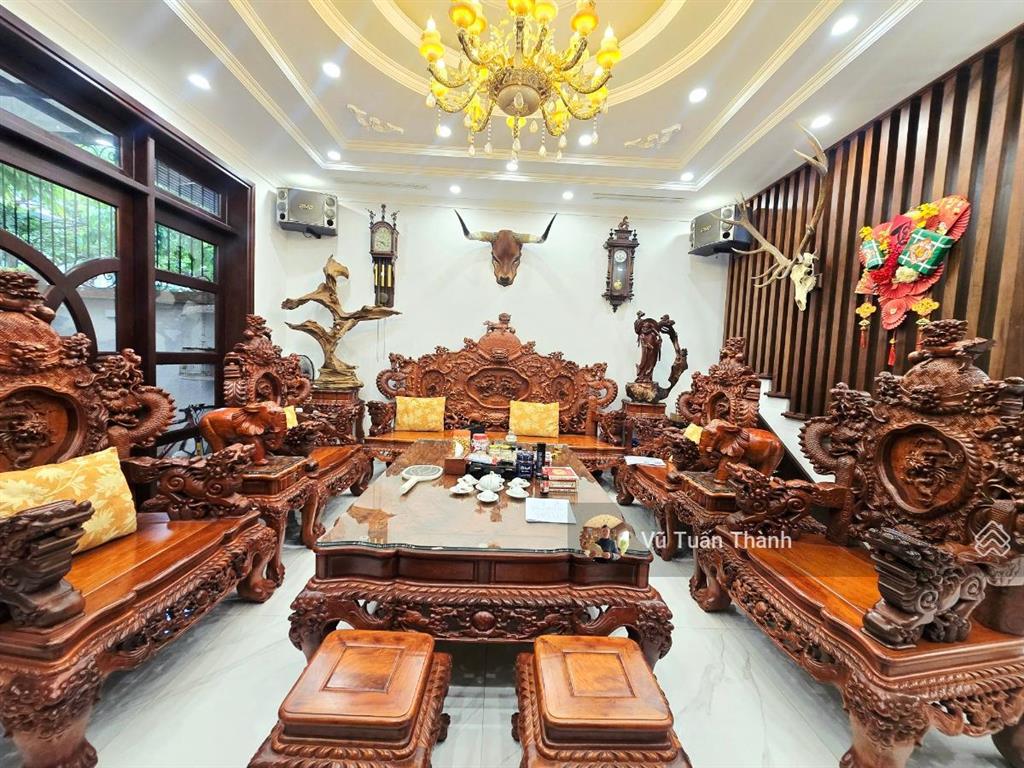 Biệt thự lô góc5 tầng thang máyxây full đất phố nguyễn tuânhoàn thiện sang trọngchỉ ngoài 40 tỷ
