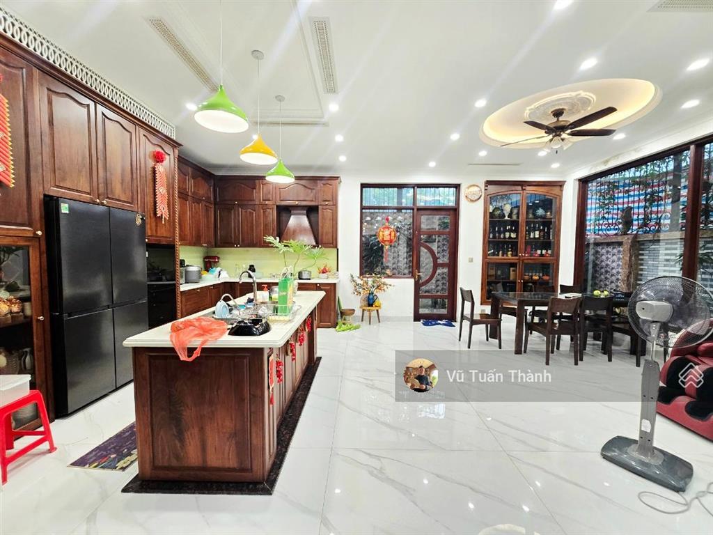 Biệt thự lô góc5 tầng thang máyxây full đất phố nguyễn tuânhoàn thiện sang trọngchỉ ngoài 40 tỷ