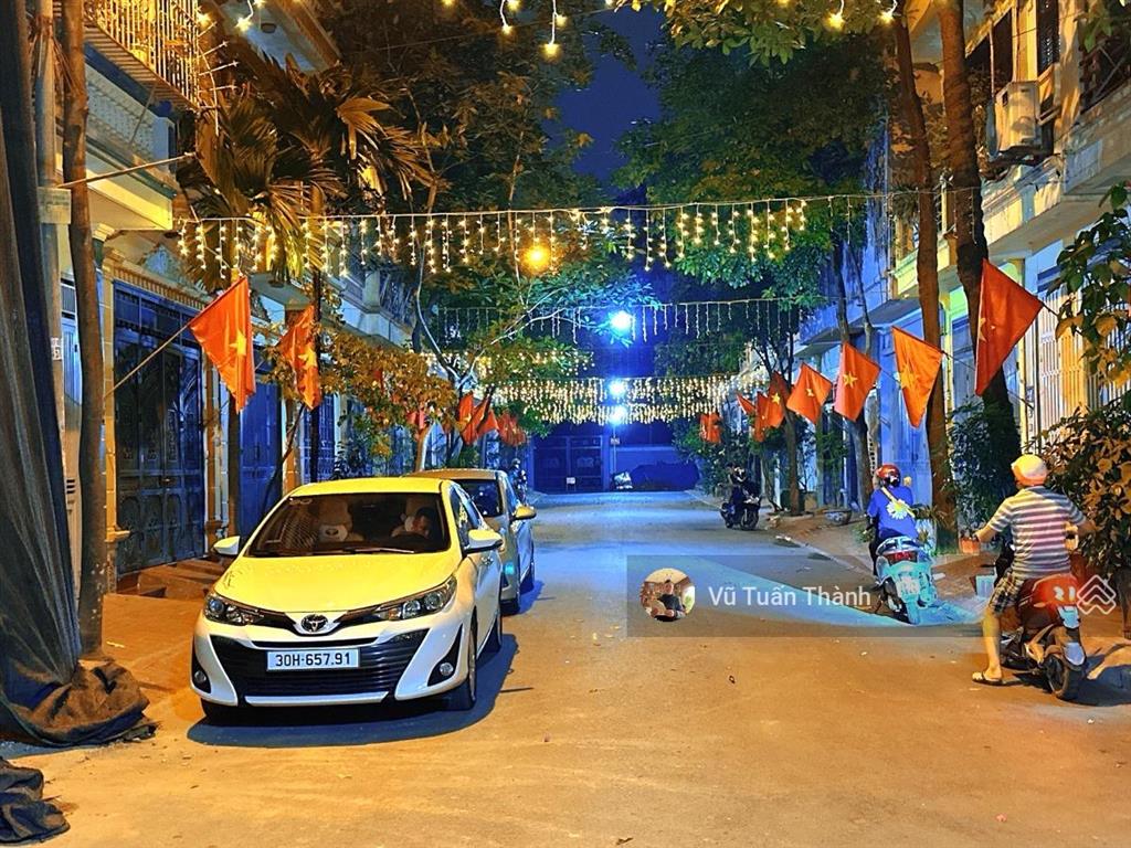 Giá đầu tưhạ chào 3 tỷ bán gấp liền kề 5 tầng kđt đại kimsát hồ linh đàmmt 6m 77m221.8 tỷ