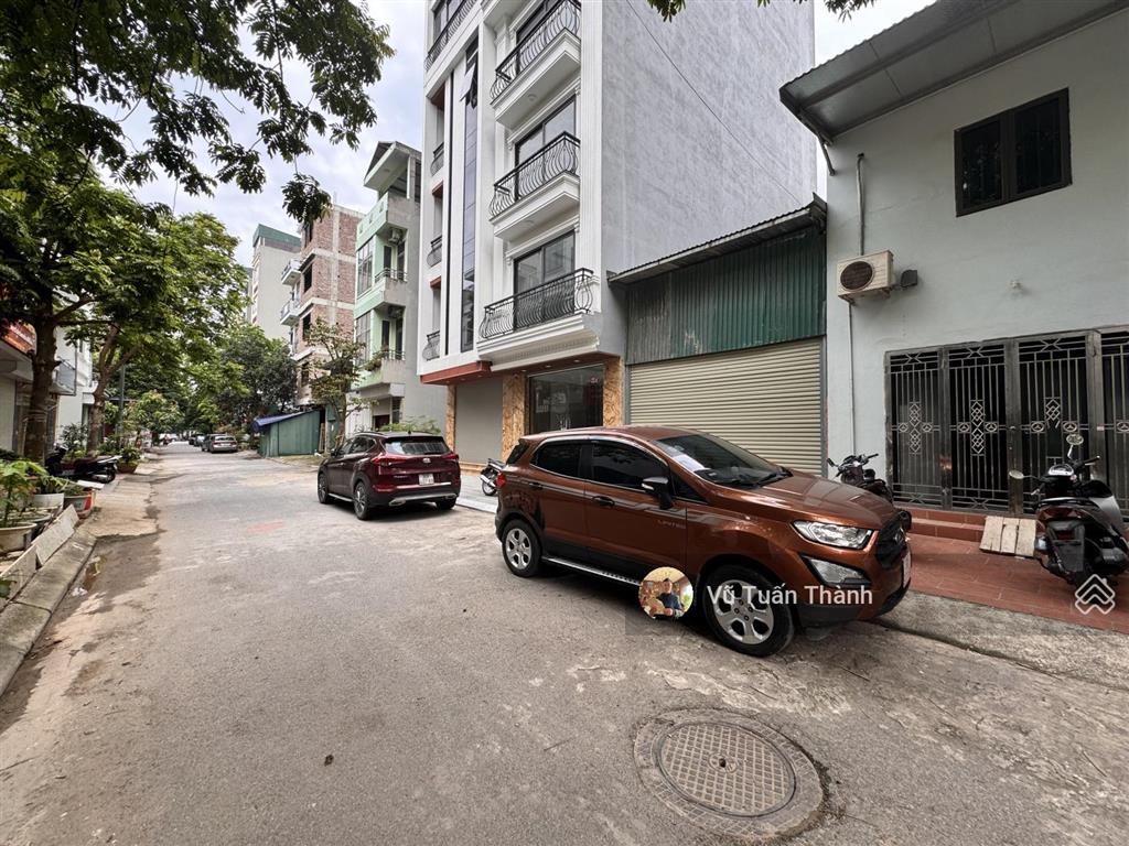 Rẻ nhất trung tâm hà đông bán đất tặng nhà 2t phân lô vỉa hè 3 oto tránhkinh doanh50m2  10.8tỷ