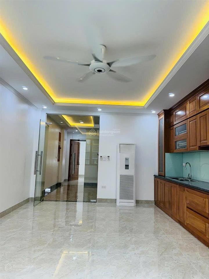 Của hiếmrẻ hơn bán đấtbán gấp liền kề linh đàm 60m2 5 tầng thang máy mới tinhđường 12mhơn 15 tỷ