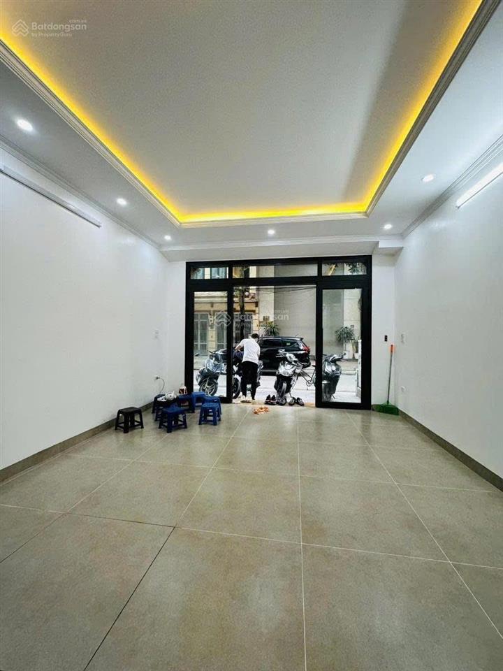 Của hiếmrẻ hơn bán đấtbán gấp liền kề linh đàm 60m2 5 tầng thang máy mới tinhđường 12mhơn 15 tỷ