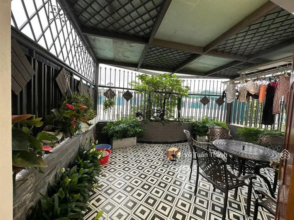 Ngộp bankbán gấp liền kề 78m2 lô góc kđt văn quánview vườn hoasát hồ văn quánchưa tới 20 tỷ