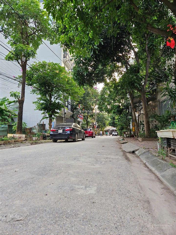 Em bán căn nhà lk xây 5 tầng, hoàn thiện đẹp. sổ đỏ chính chủ, lai xá, kim chung