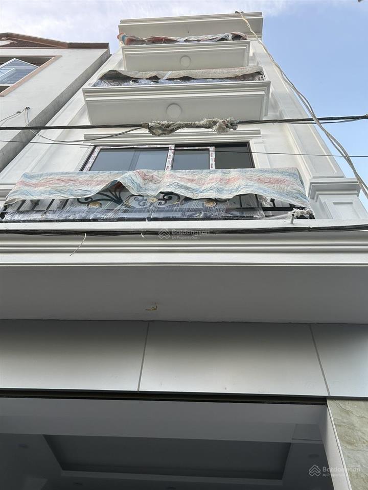 Căn nhà 5 tầng tại yên kiện xã ngọc hồi cần bán giá 6.5 tỷ