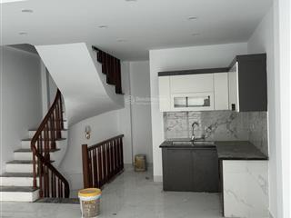 Căn nhà 5 tầng tại xã ngọc hồi cần bán giá 7.3 tỷ