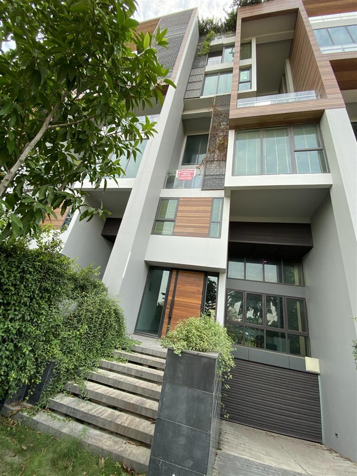 Cho thuê hoặc bán shophouse đầy đủ nội thất, có thang máy (chính chủ)