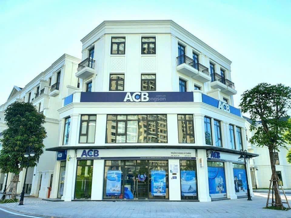 Bán gấp liền kề 15 tỷ full đồ sẵn hđ thuê  song lập 150m2 giá 24 tỷ   0886 064 ***