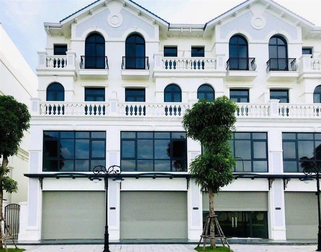 Bán gấp liền kề 15 tỷ full đồ sẵn hđ thuê  song lập 150m2 giá 24 tỷ   0886 064 ***
