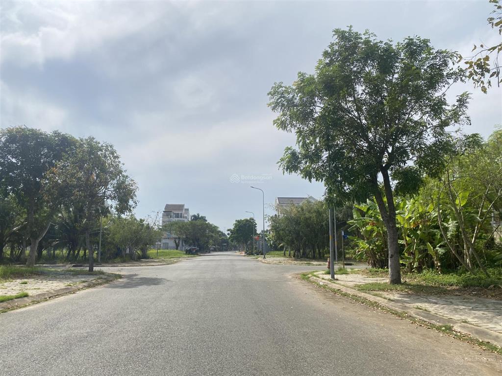 Nền nhà phố giá tốt phú xuân  vạn phát hưng nền 126m2 giá chỉ 52 triệu/m2