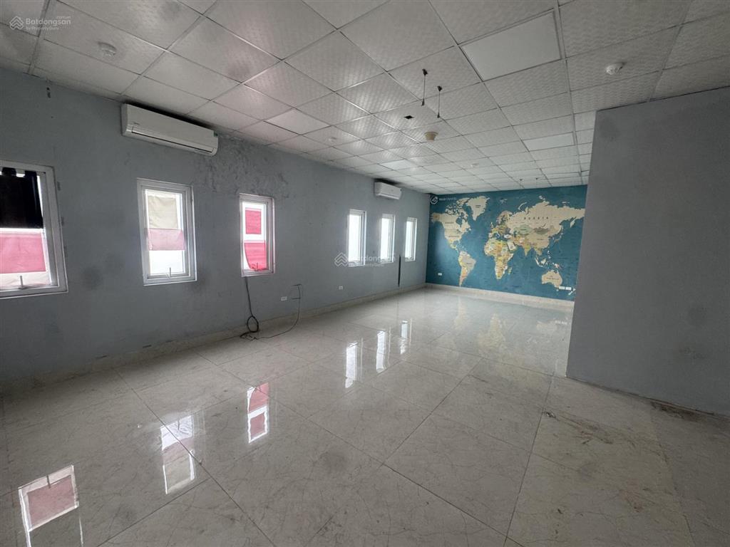 Cho thuê văn phòng tại tầng 3,4,5 căn 19l1, louis city đại mỗ, 15 triệu, 150m2, giá cực chất