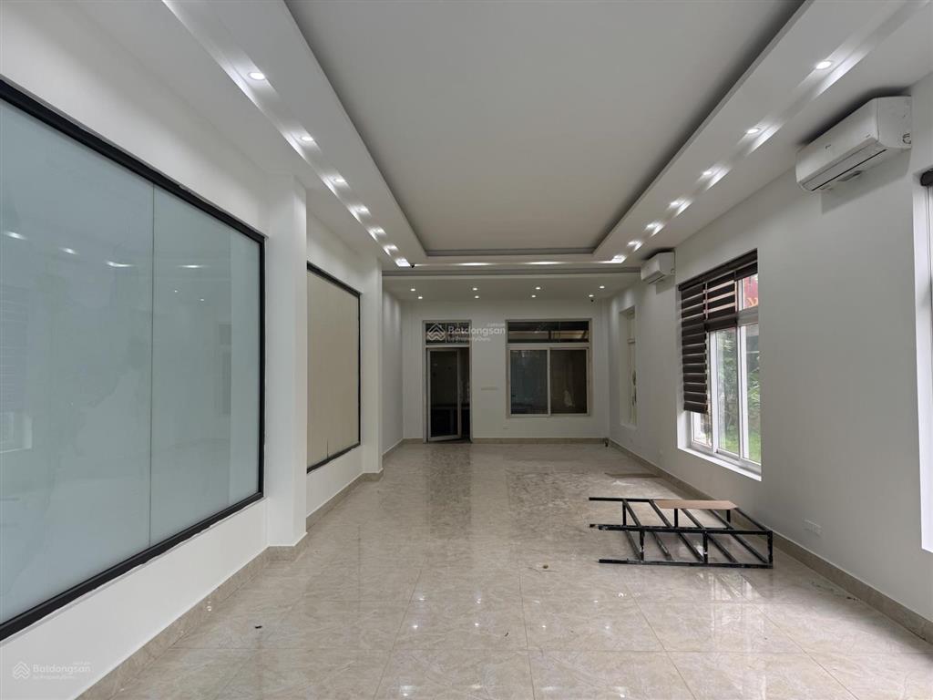 Cho thuê văn phòng tại tầng 3,4,5 căn 19l1, louis city đại mỗ, 15 triệu, 150m2, giá cực chất