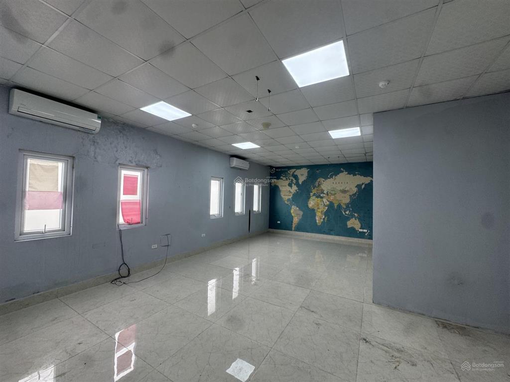 Cho thuê văn phòng tại tầng 3,4,5 căn 19l1, louis city đại mỗ, 15 triệu, 150m2, giá cực chất