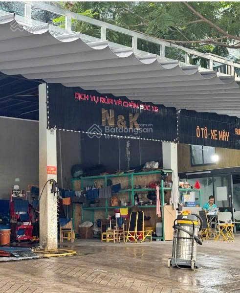 Bán nhà lô góc 2 mặt tiền đường tam bình, thủ đức 192m2. giá 16.5 tỷ