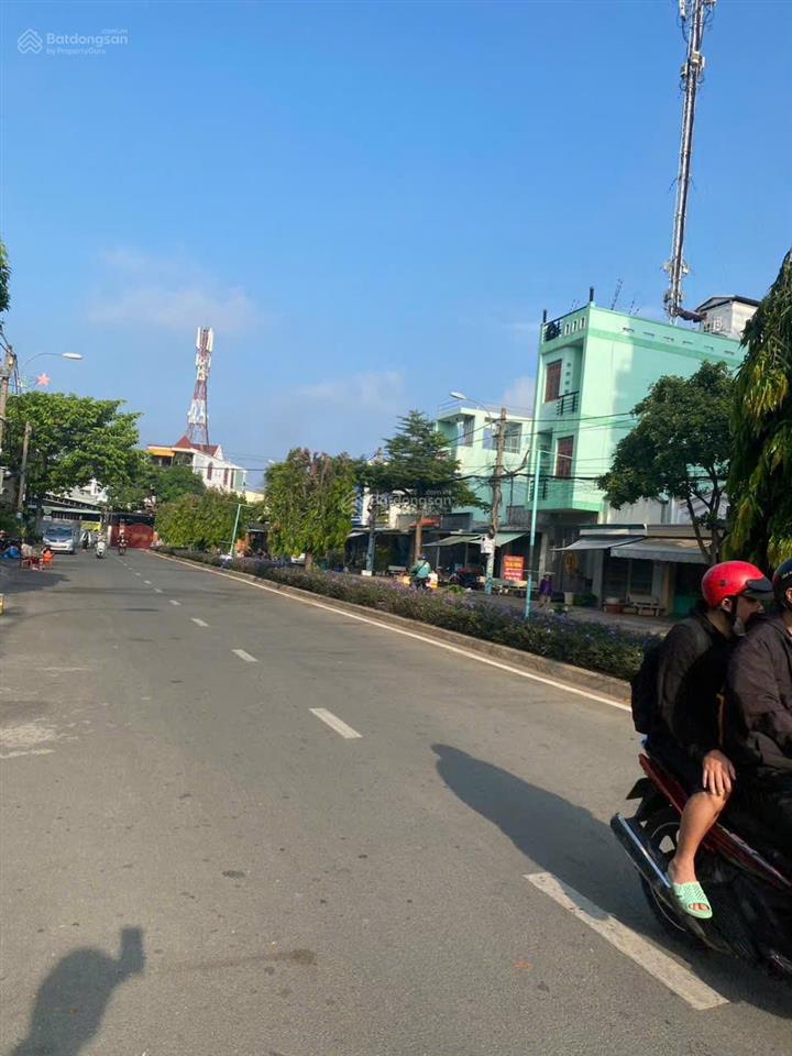 Siêu phẩm nằm trên trục đường đại lộ 2 phước bình hàng cực hiếm, giá 12,5 tỷ