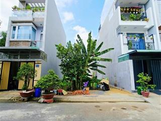 Đất nền 59m2, vuông vức, đường ô tô 9m, gần chợ long phước  giá 3.3 tỷ